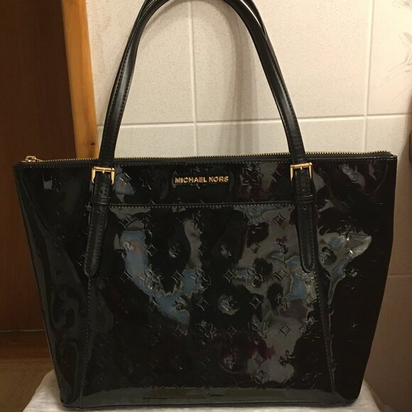 NWT!!! Michael Kors Ciara Black Metallic Large Shoulder Tote w/ wristlet - Picture 1 of 16